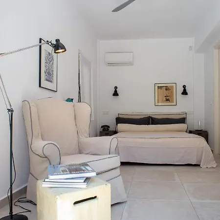 Villa Arterravilla, A Hidden Sanctuary. Makriotika