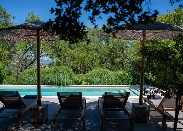 Arterravilla, A Hidden Sanctuary. * Makriotika