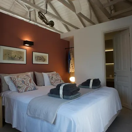 Villa Arterravilla, A Hidden Sanctuary.