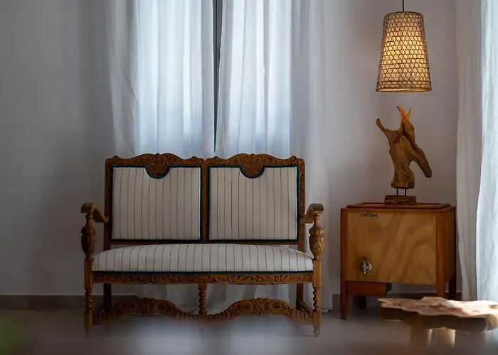 Arterravilla, A Hidden Sanctuary. * Makriótika